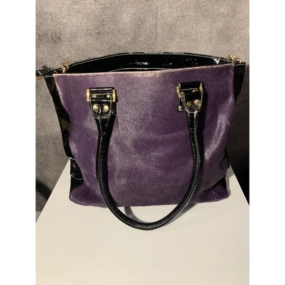 Guia’s Italian Women's Purple & Black Calf Hair Handbag – Gold Chain Accents - Picture 3 of 10